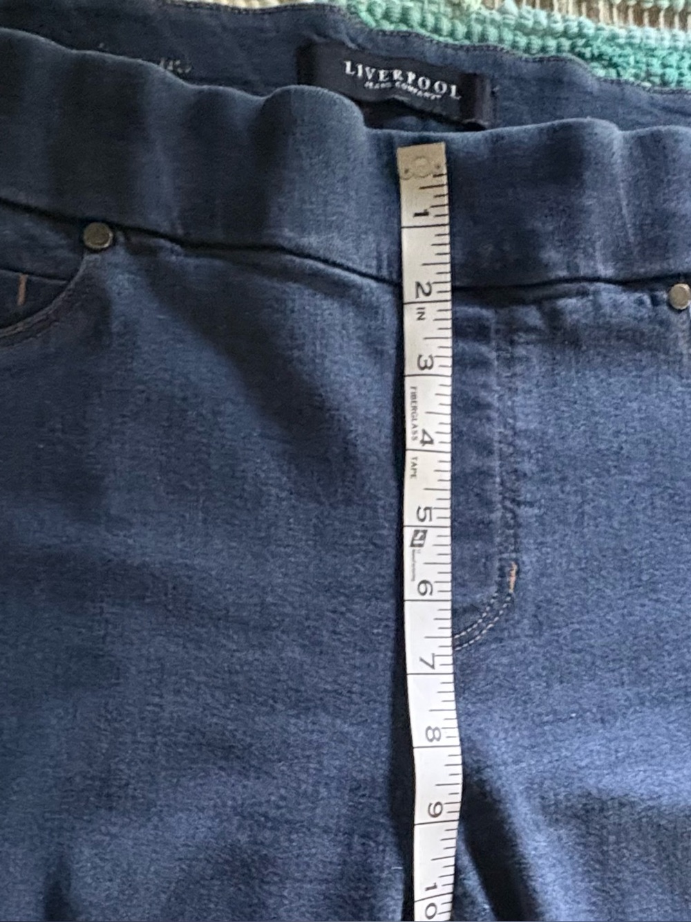 Liverpool Gia Glider Pull-On Jeans EUC size 12 In 28, W 17-19 - Picture 4 of 7